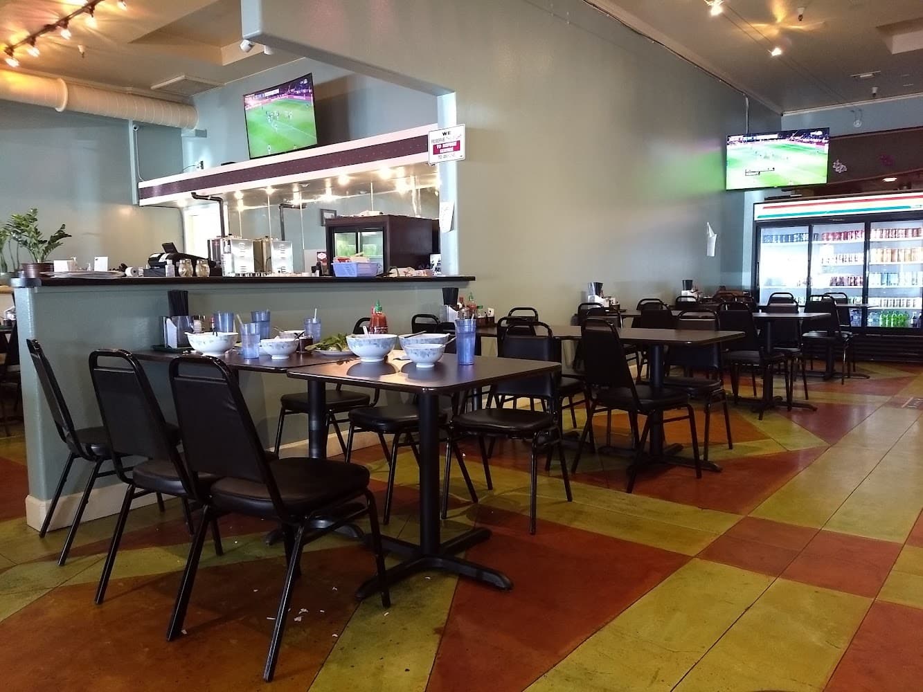 Google street view image of 999 Phở