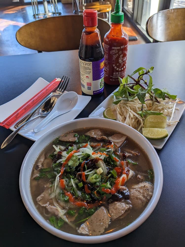 Google street view image of Pho Laveen Vietnamese Cuisine