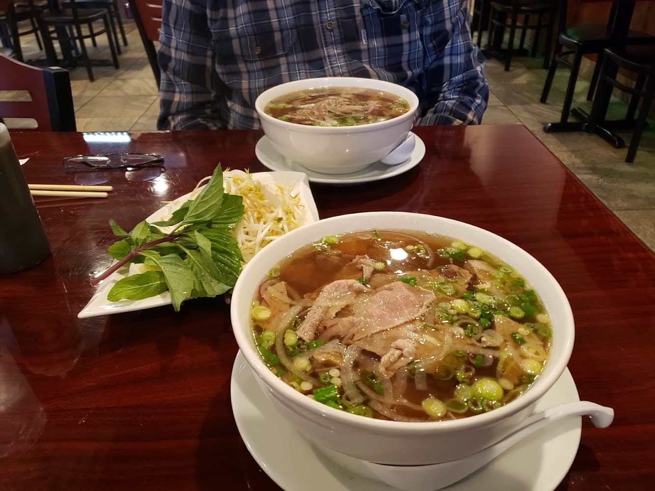 Google street view image of Pho La Vie