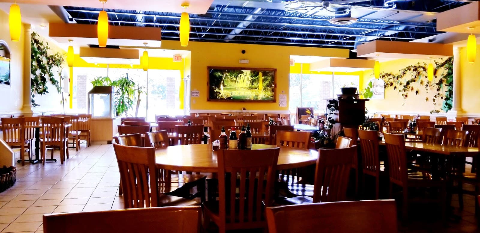 Google street view image of Pho Hot