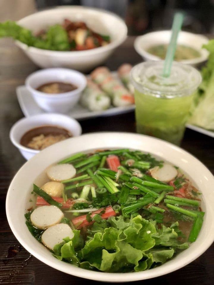 Google street view image of Pho Vinh